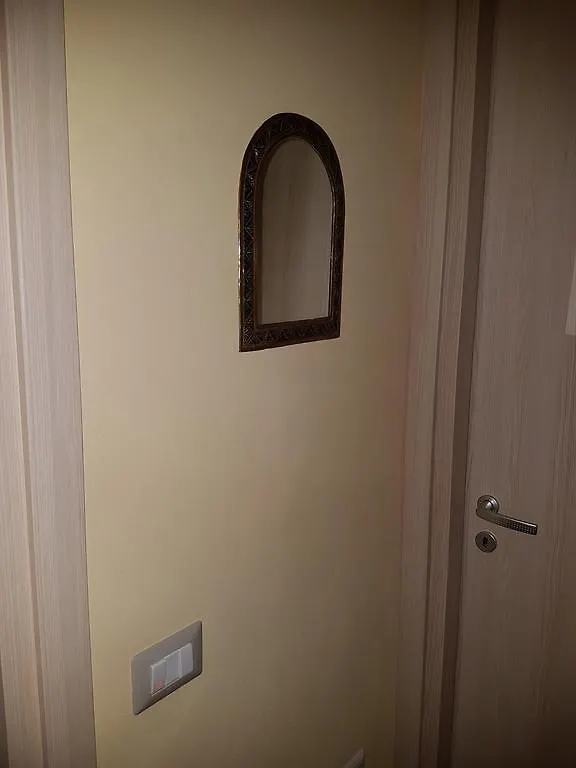 Guest house Verona Fiere Rooms Italy